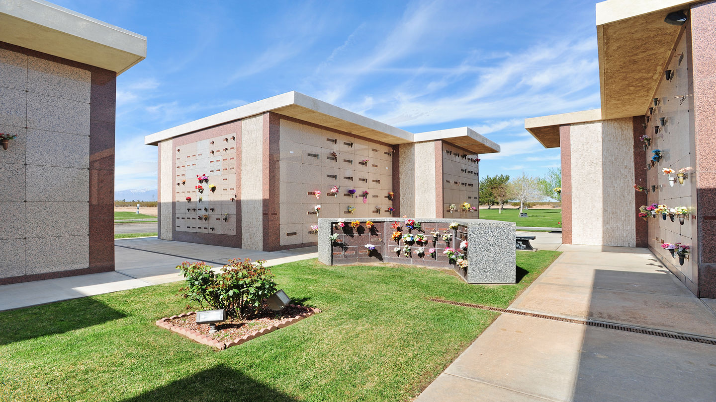 Mausoleo en Desert View Funeral Home