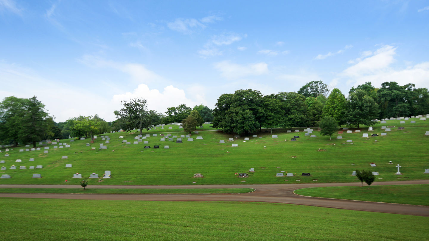 Monument Garden at Berry Highland Memorial