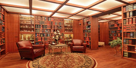 Sitting area at Wisconsin Memorial Park Inc