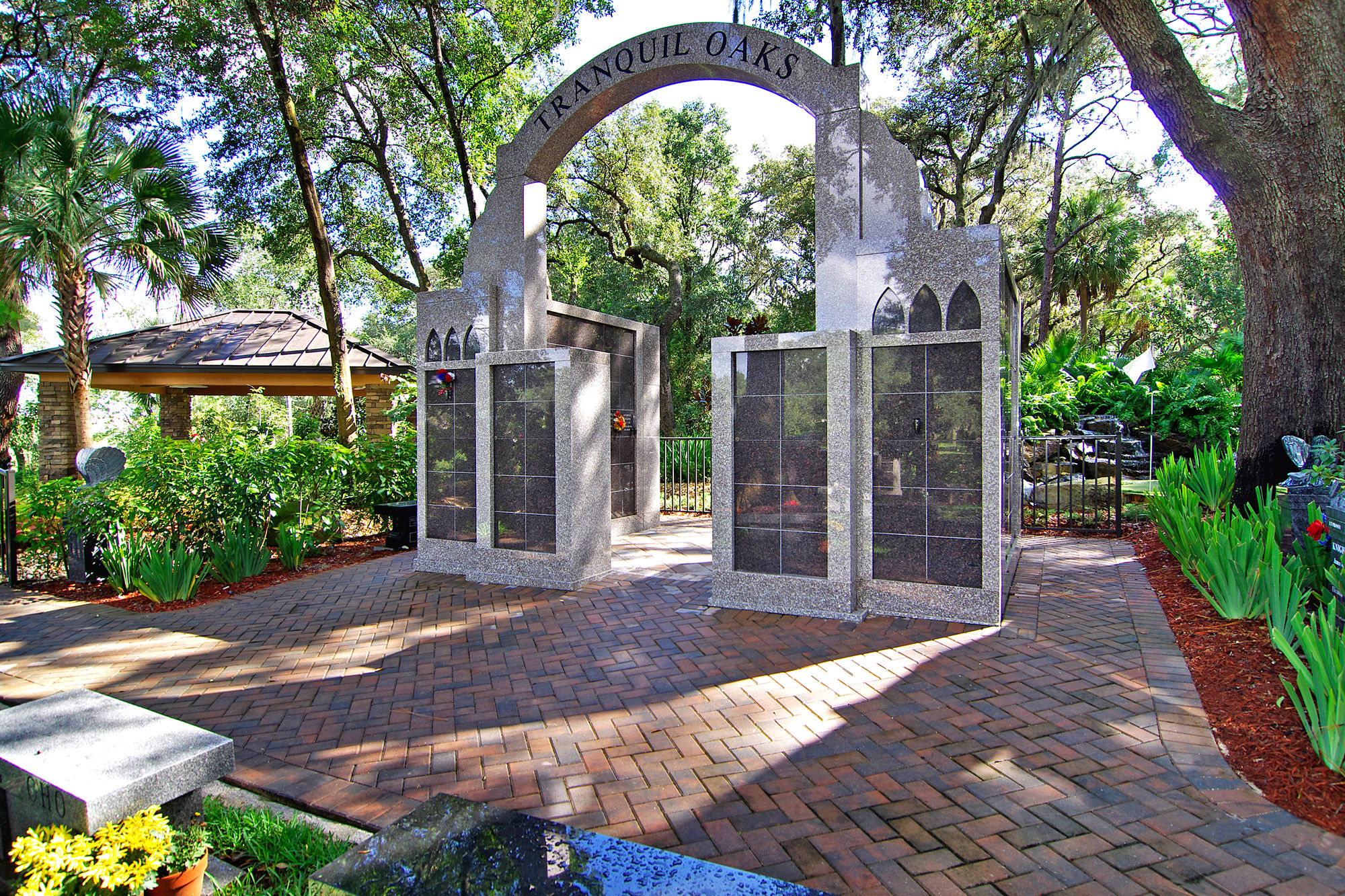 Products & Services BaldwinFairchild Oaklawn Chapel & Oaklawn Cemetery