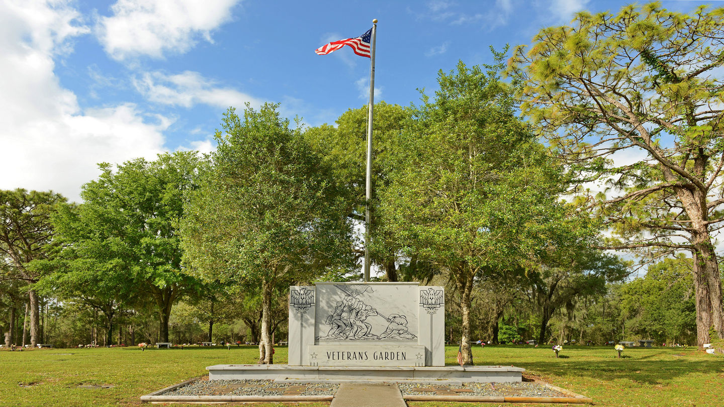 Veterans section at Florida Hills Memorial Gardens