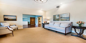 Sitting area at Turner Funeral Homes Spring Hill Chapel