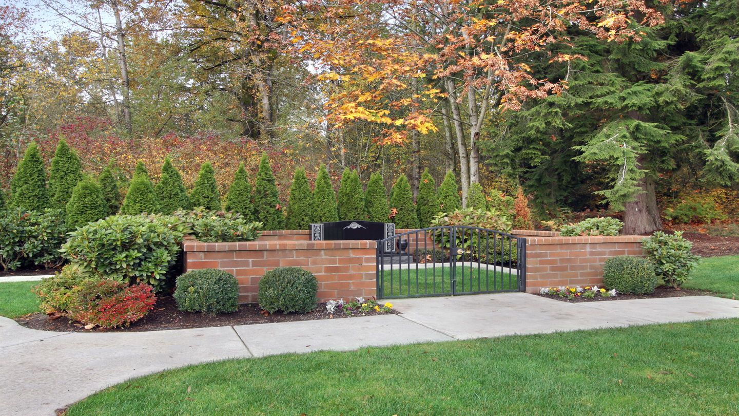 Purdy & Walters at Floral Hills Funeral Home & Cemetery 