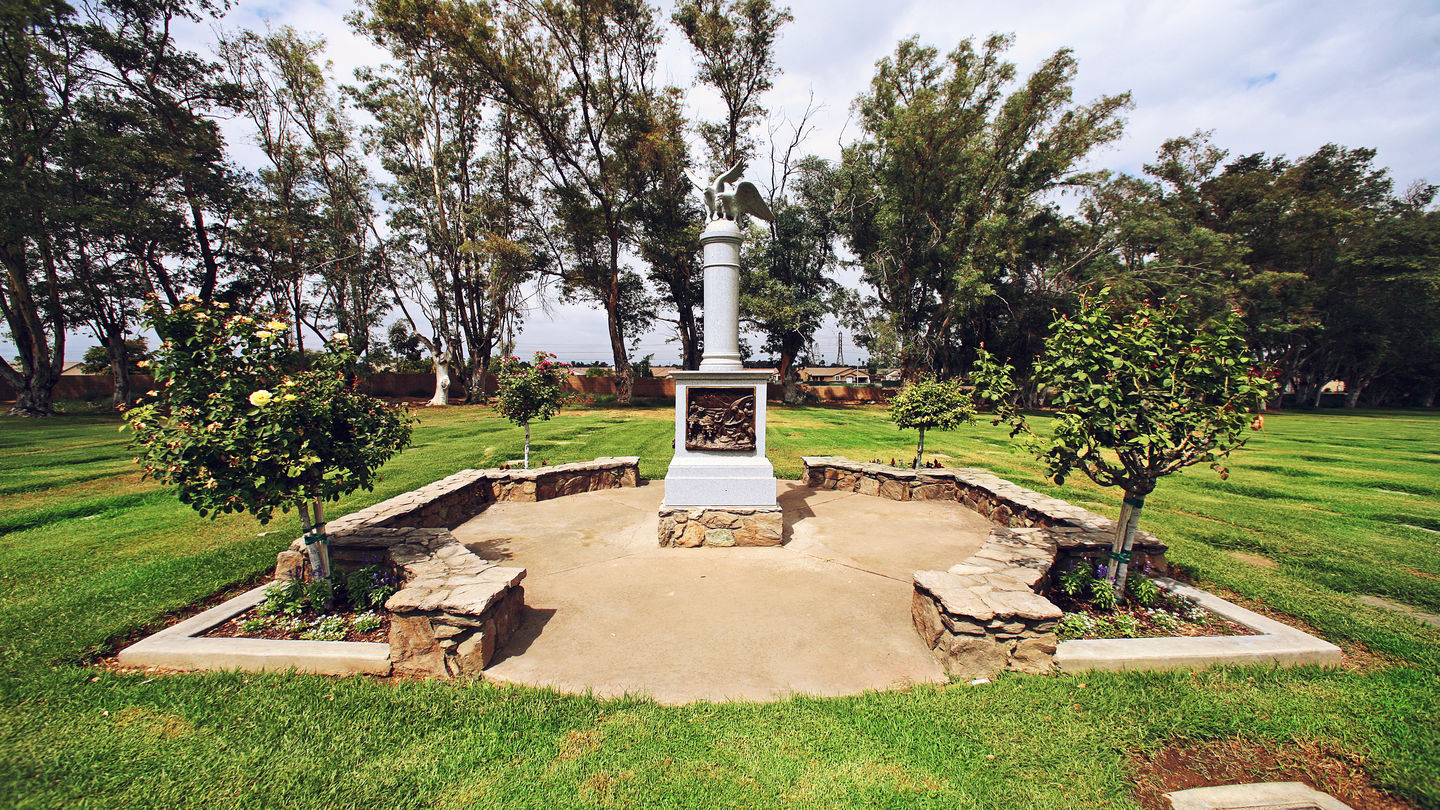 Green Acres Memorial Park & Mortuary