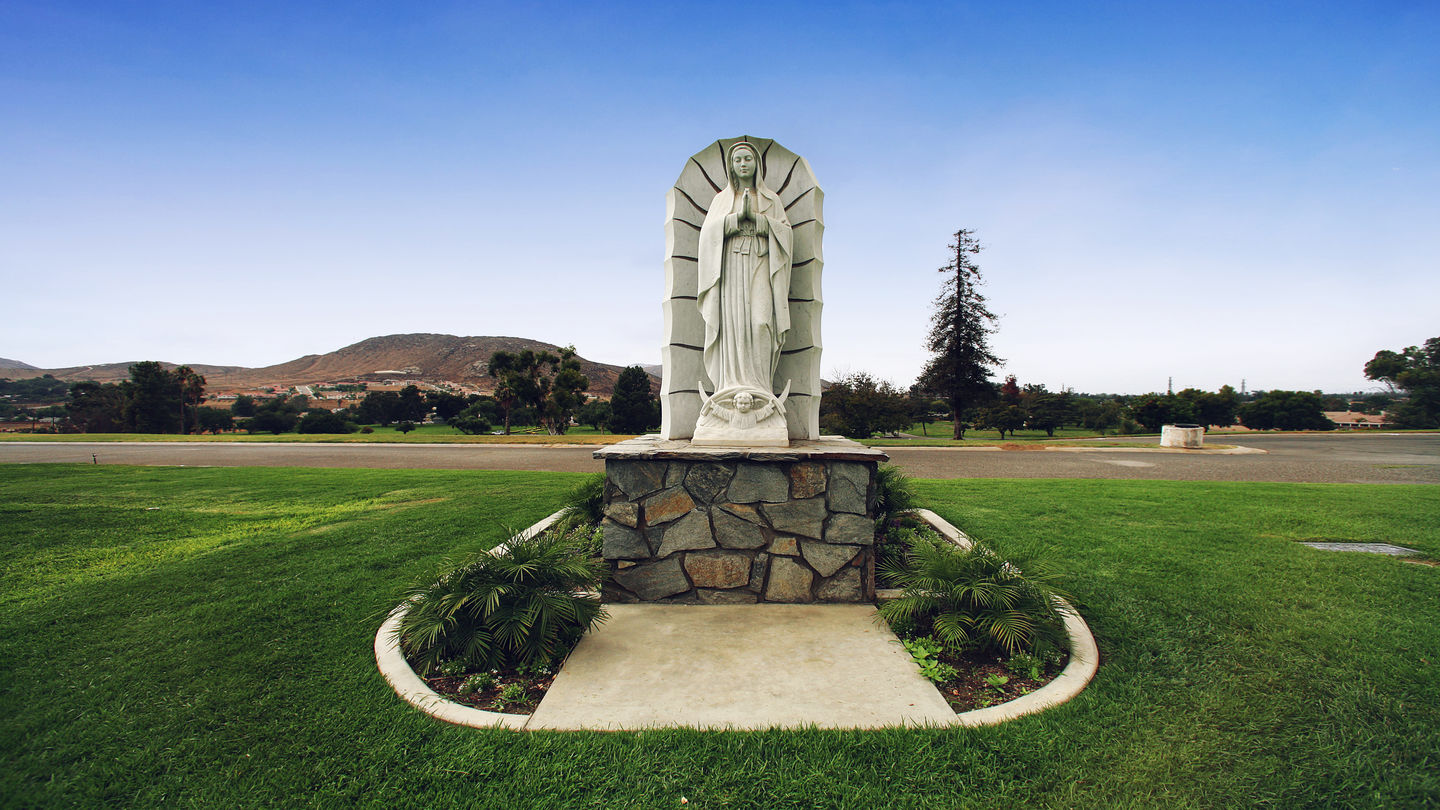 Green Acres Memorial Park & Mortuary