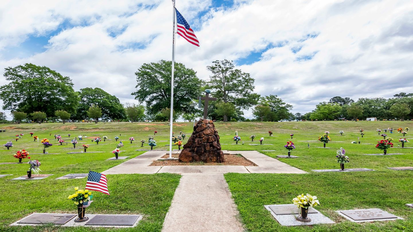 Hill Crest Memorial Funeral Home & Park