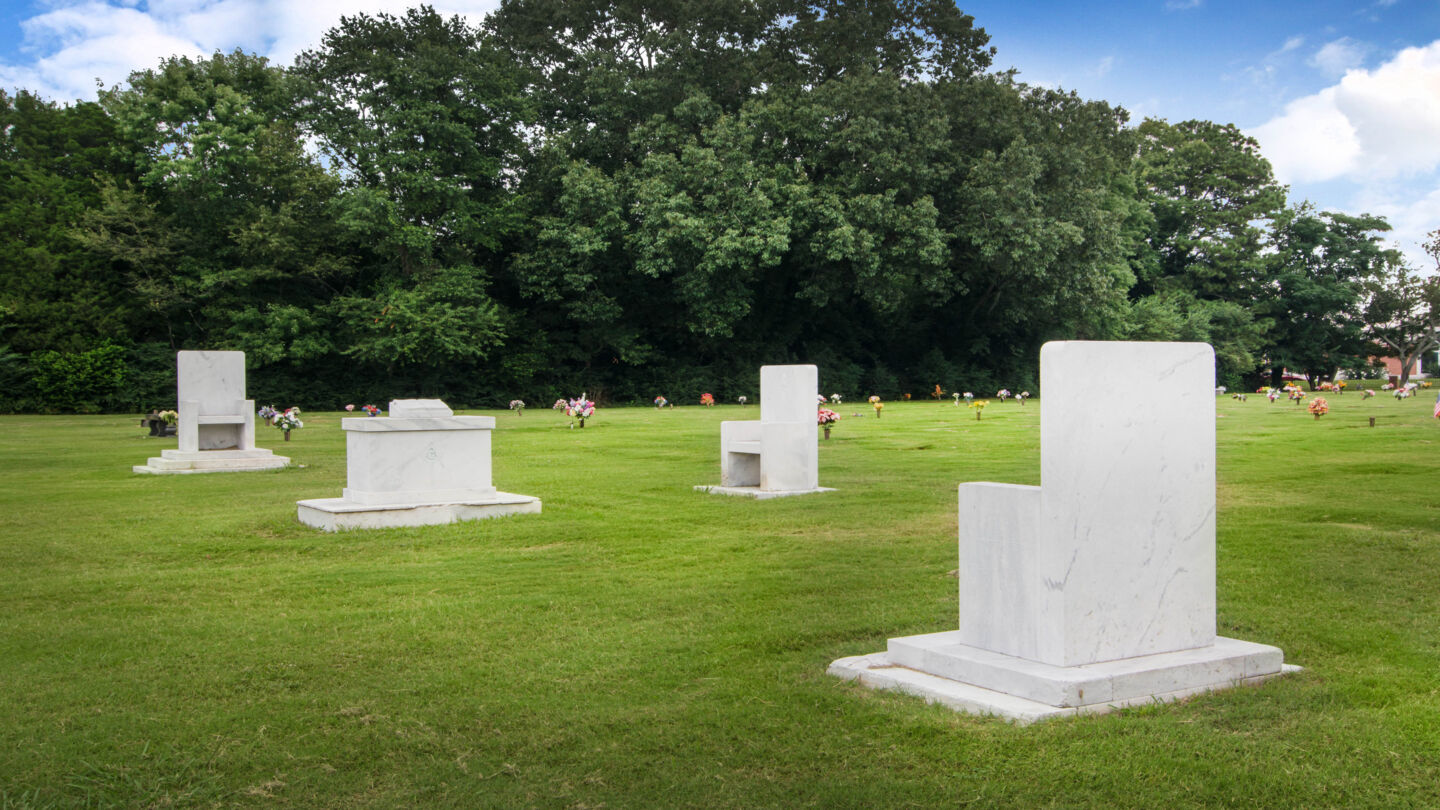 Floral Hills Funeral Home, Cremation Services & Memory Gardens