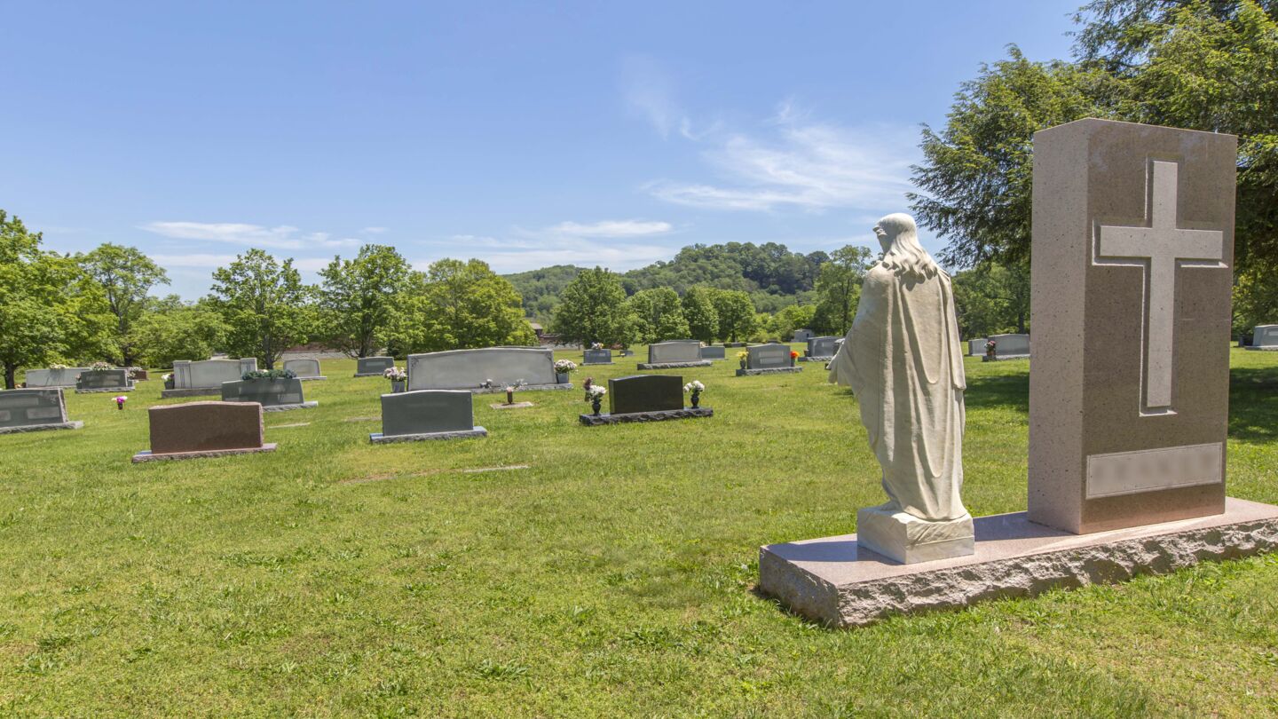 Berry Lynnhurst Funeral Home