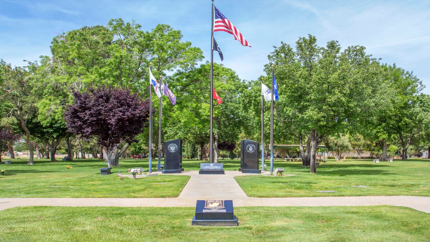 Joshua Mortuary &  Joshua Memorial Park