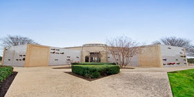 Main Garden and Chapel Mausoleum at Cook-Walden/Capital Parks Funeral Home & Cemetery