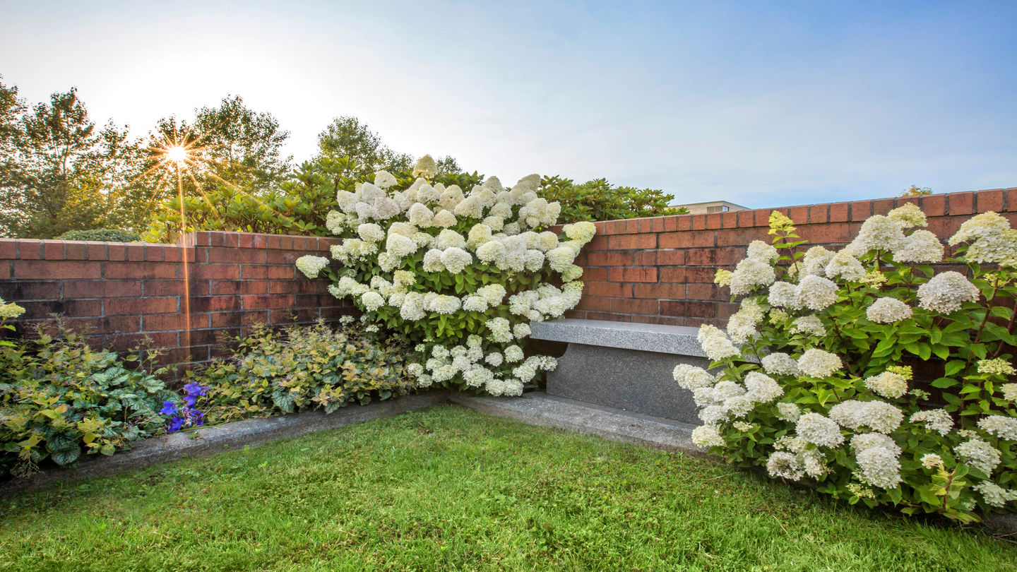 Estate area at Ocean View Burial Park