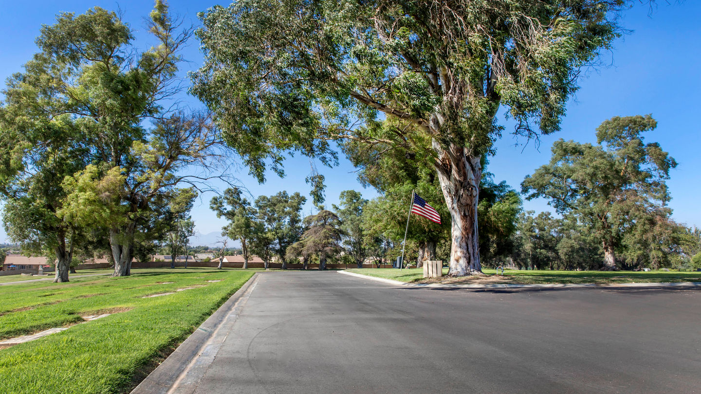 Green Acres Memorial Park & Mortuary