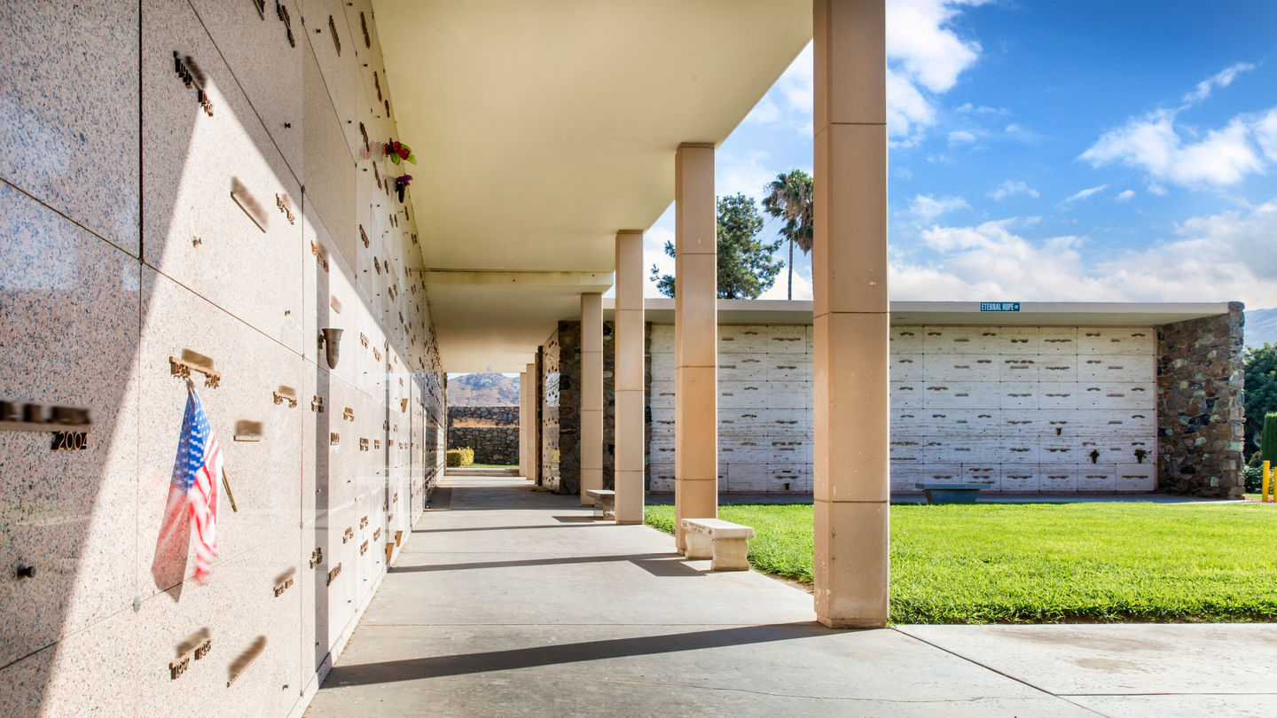 Green Acres Memorial Park & Mortuary