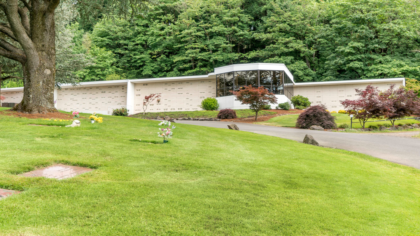 Finley-Sunset Hills Mortuary & Sunset Hills Memorial Park