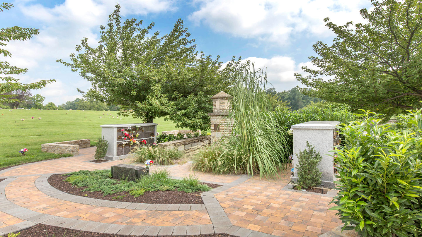 Gary L. Kaufman Funeral Home at Meadowridge Memorial Park
