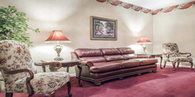 Sitting area at Halteman-Fett & Dyer Funeral Home & Memorials