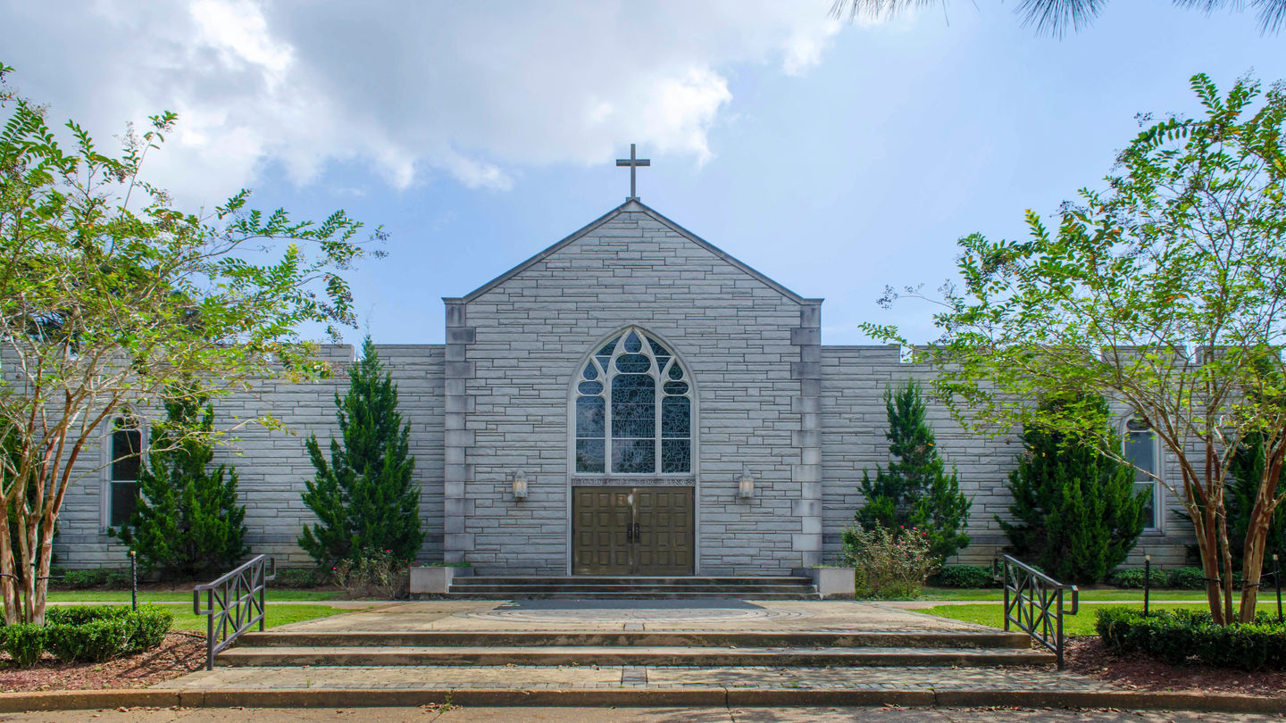 Mausoleum at Pine Crest Cemetery