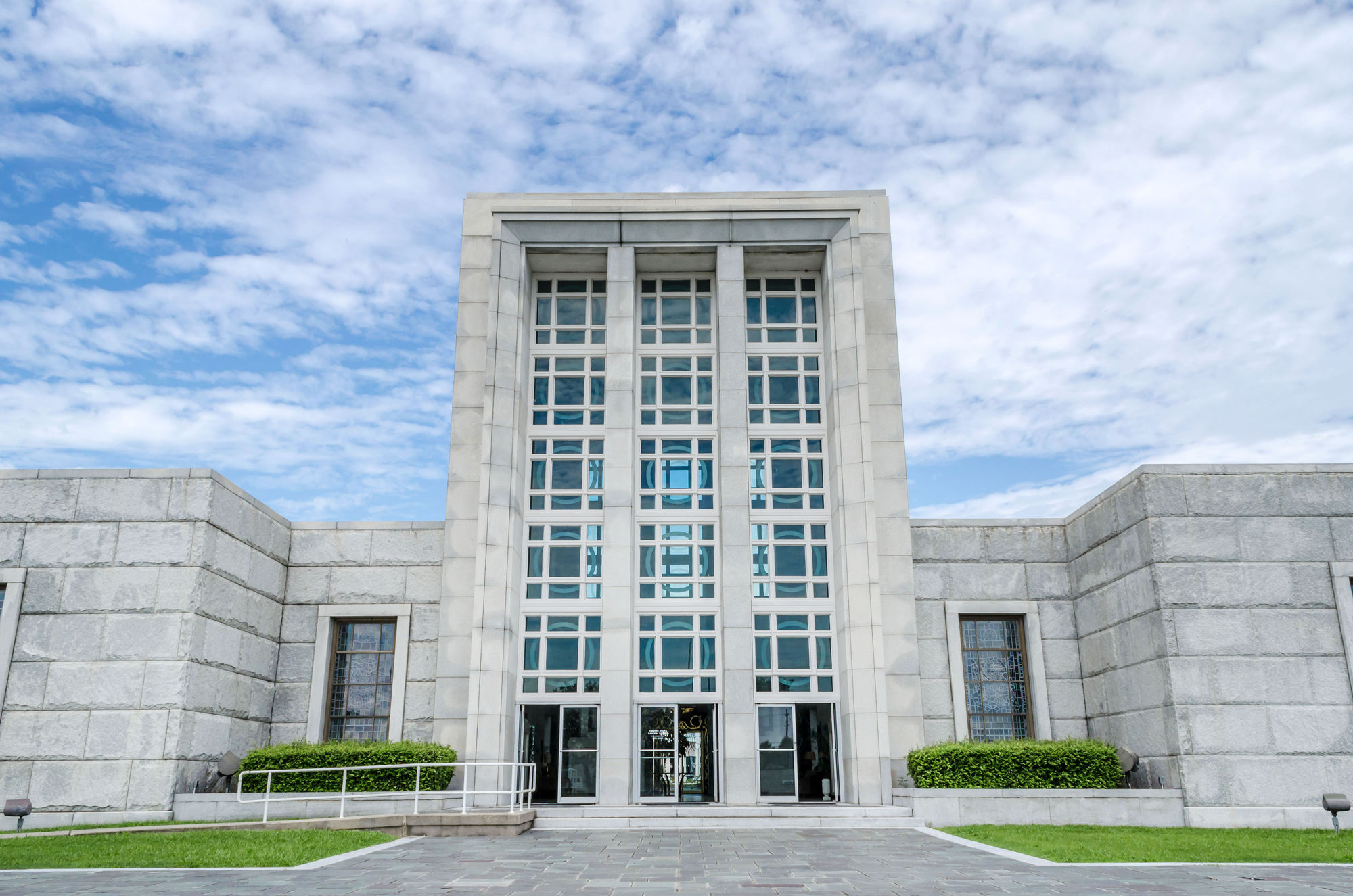 Entrance at Lake Lawn Park Mausoleum
