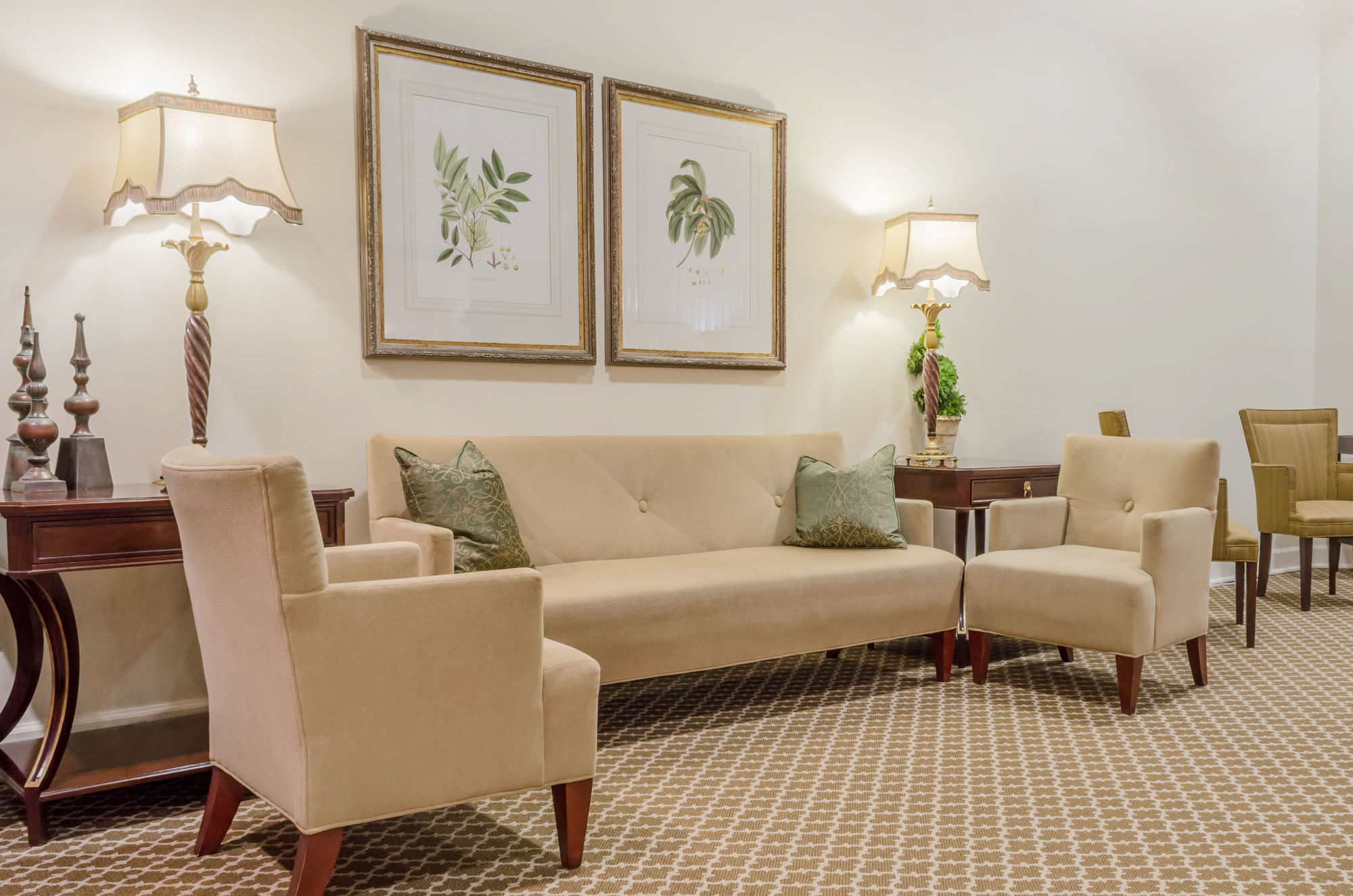 Sitting area at Lake Lawn Metairie Funeral Home