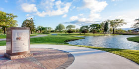 Water feature at Lincoln Memorial Cemetery