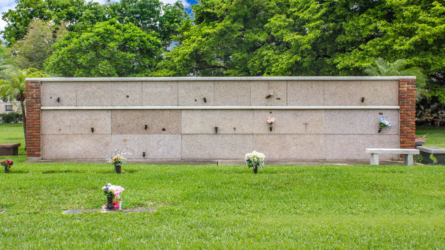Forest Lawn Funeral Home & Memorial Gardens