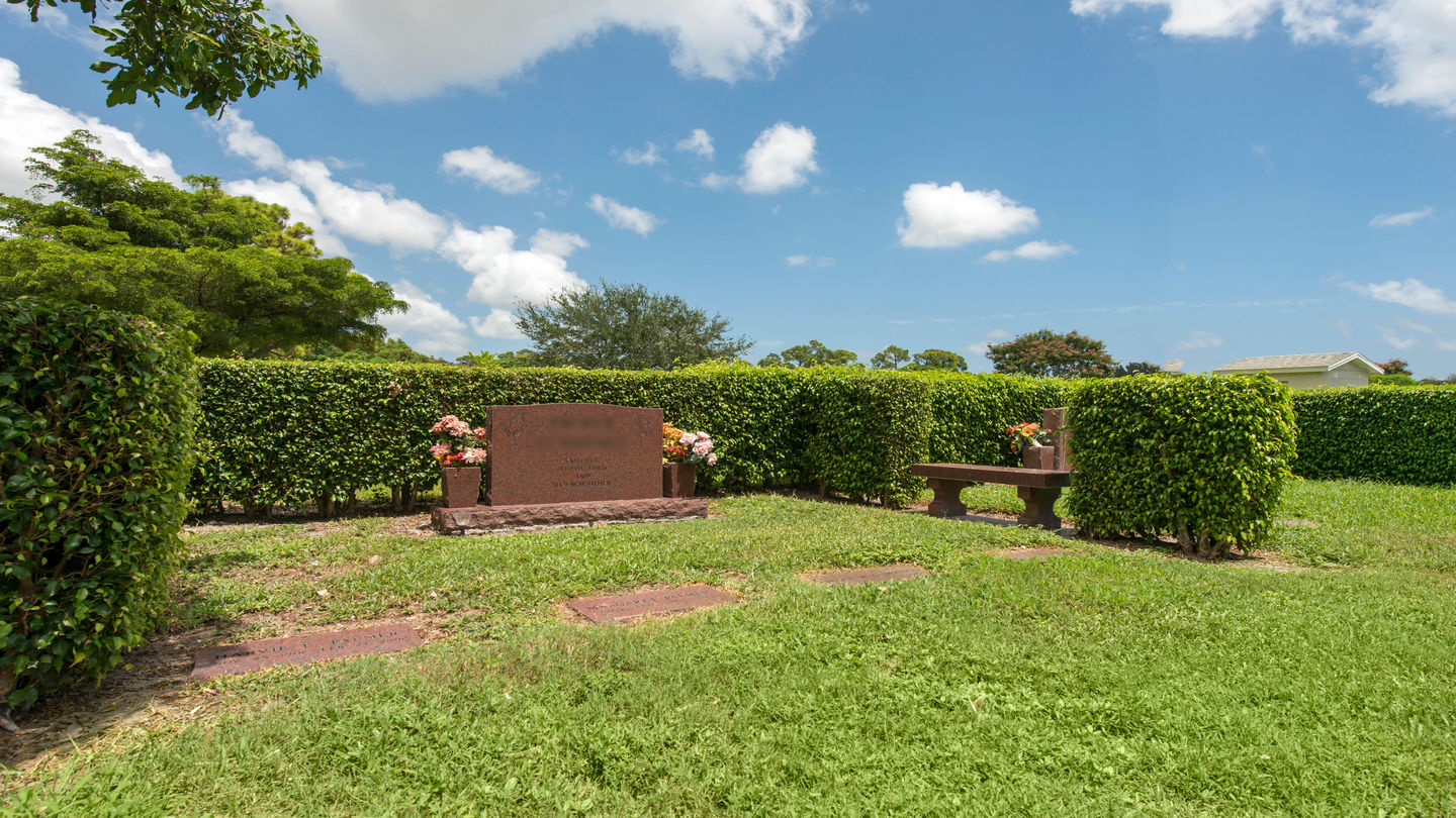 Dorsey - E. Earl Smith Funeral Home and Lake Worth Memory Gardens