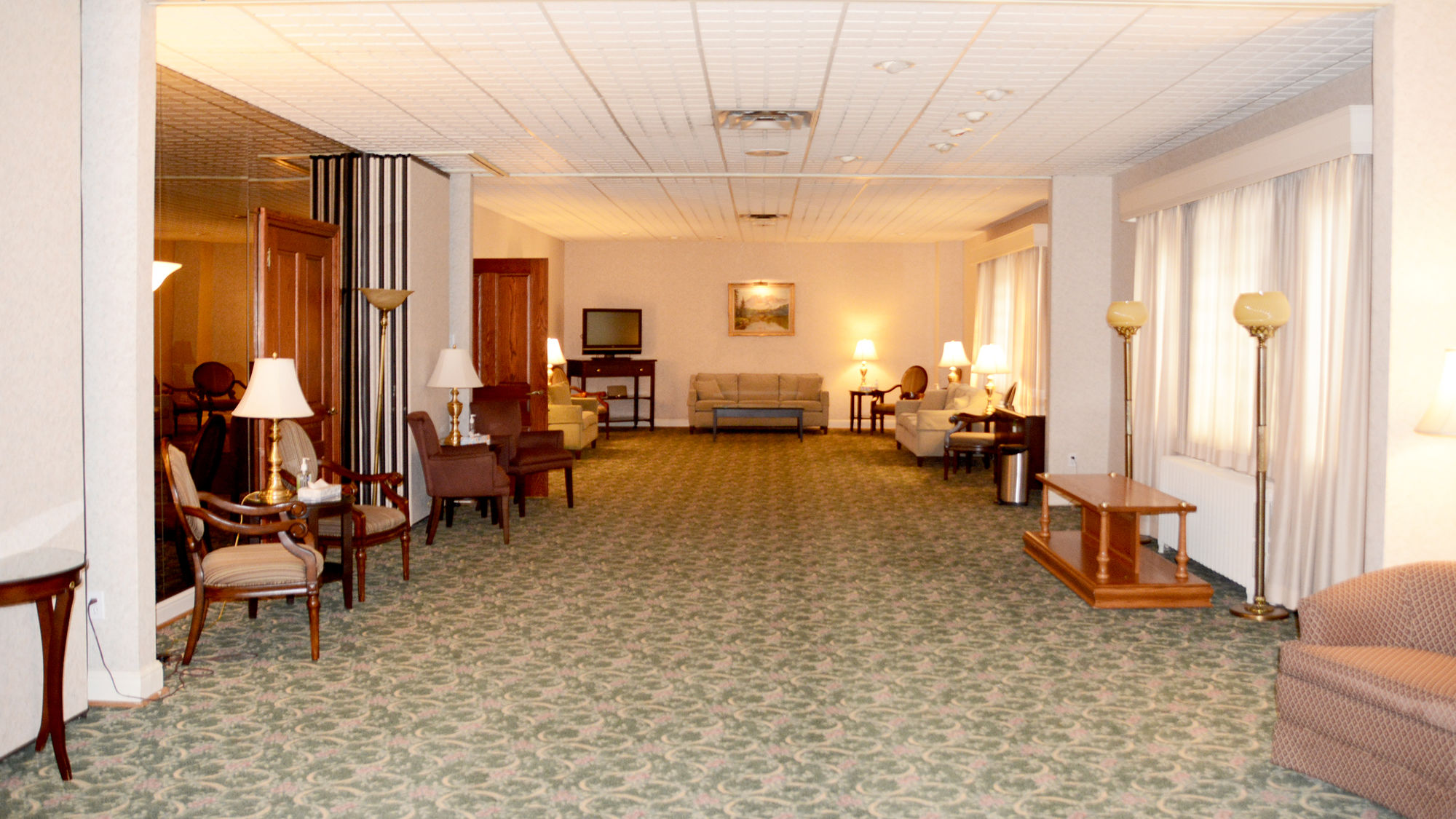 Service room at Rosar-Morrison Funeral Home & Chapel