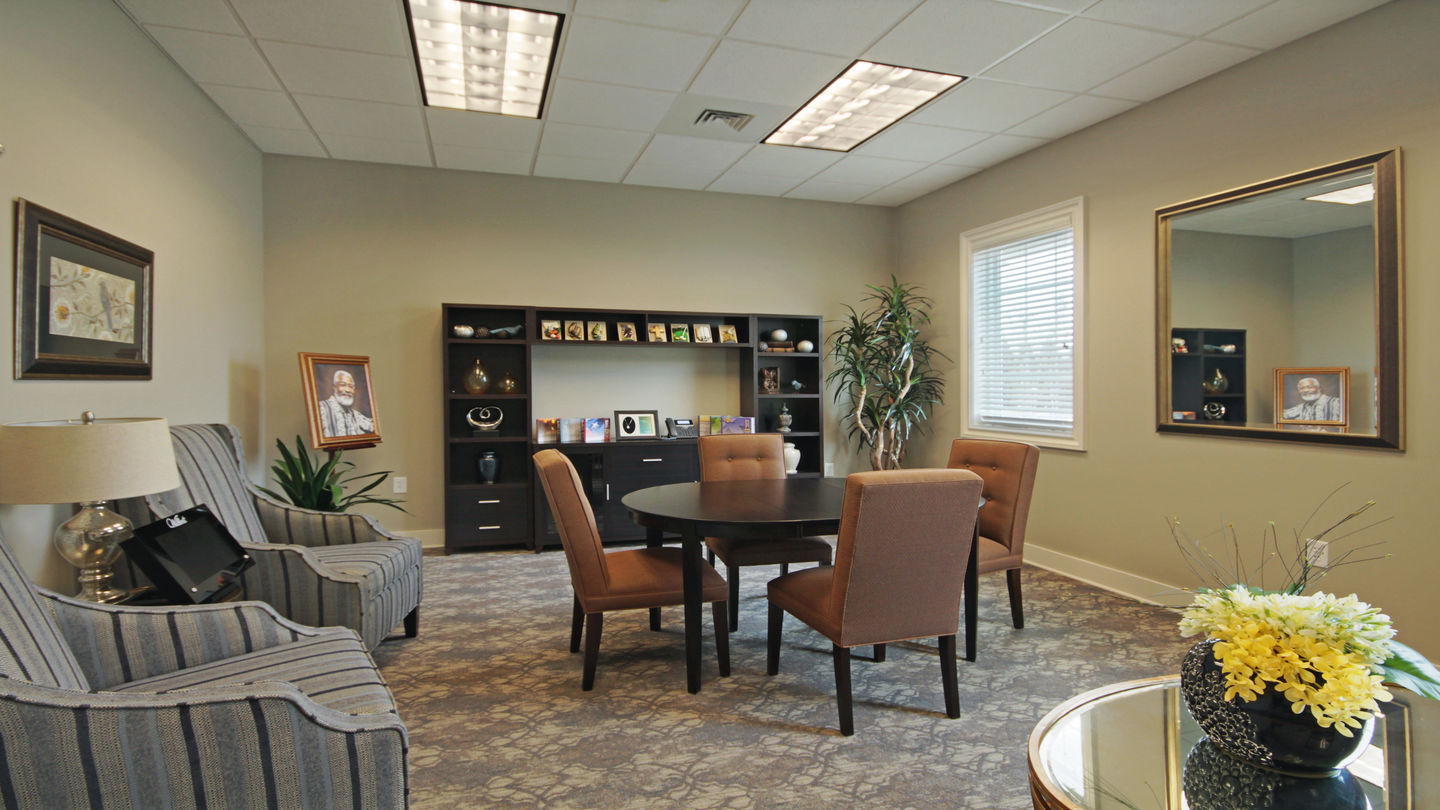 Forest Lawn Funeral Home & Memorial Gardens