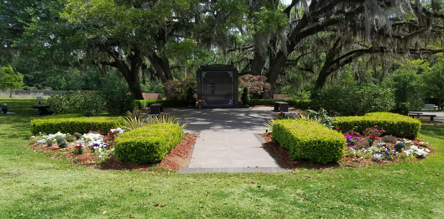 Cemetery - MeadowWood Memorial Park