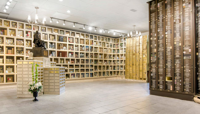 Columbarium at Résidences funéraires Gravel & fils