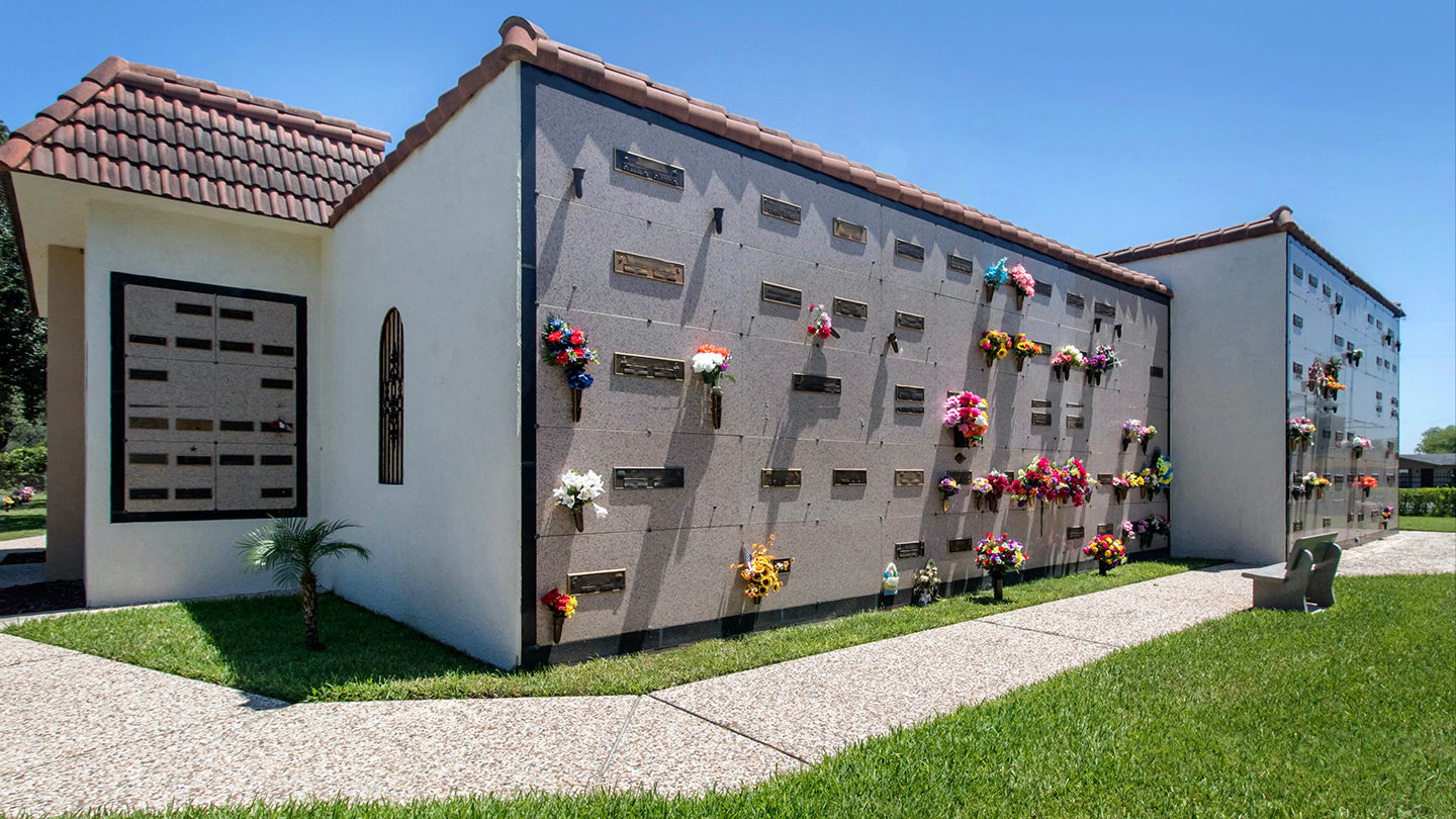 Funeraria Del Angel Highland Funeral Home And Memorial Park Funeral Cremation Cemetery