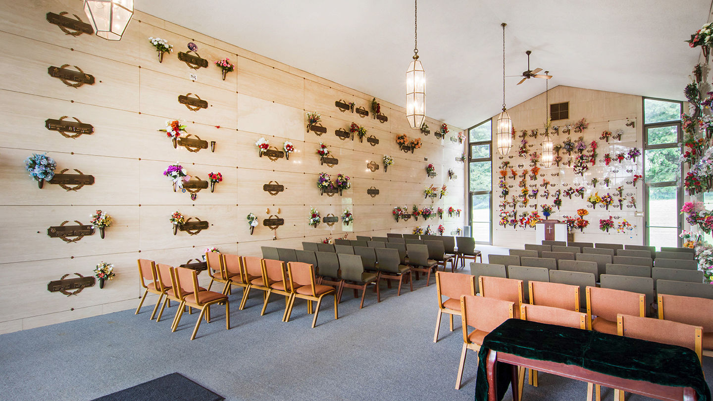 Floral Hills Funeral Home, Cremation Services & Memory Gardens