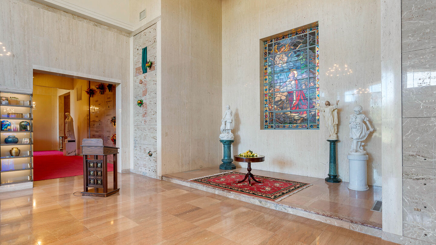 Valhalla-Gaerdner-Holten Funeral Home & Valhalla Gardens