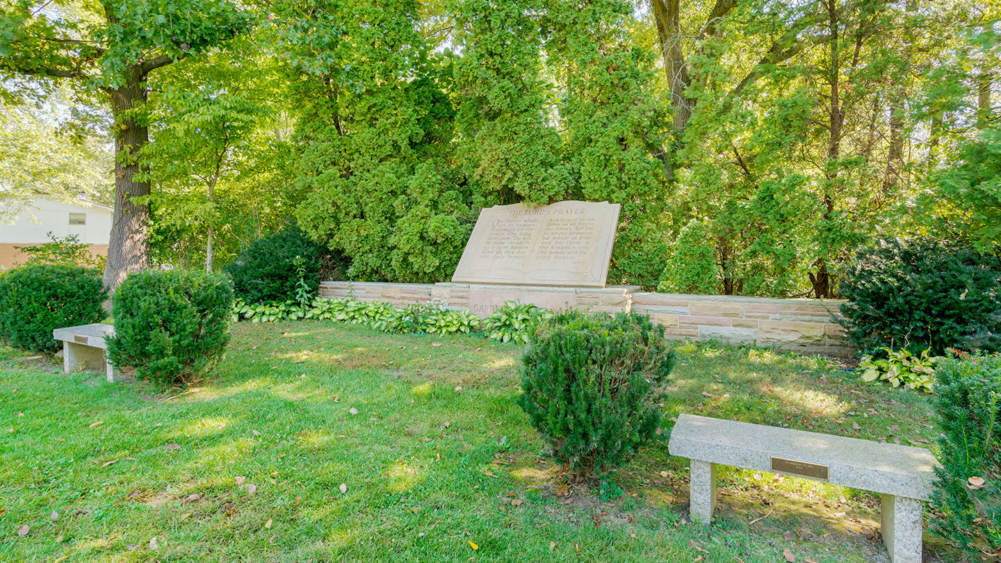 Valhalla-Gaerdner-Holten Funeral Home & Valhalla Gardens