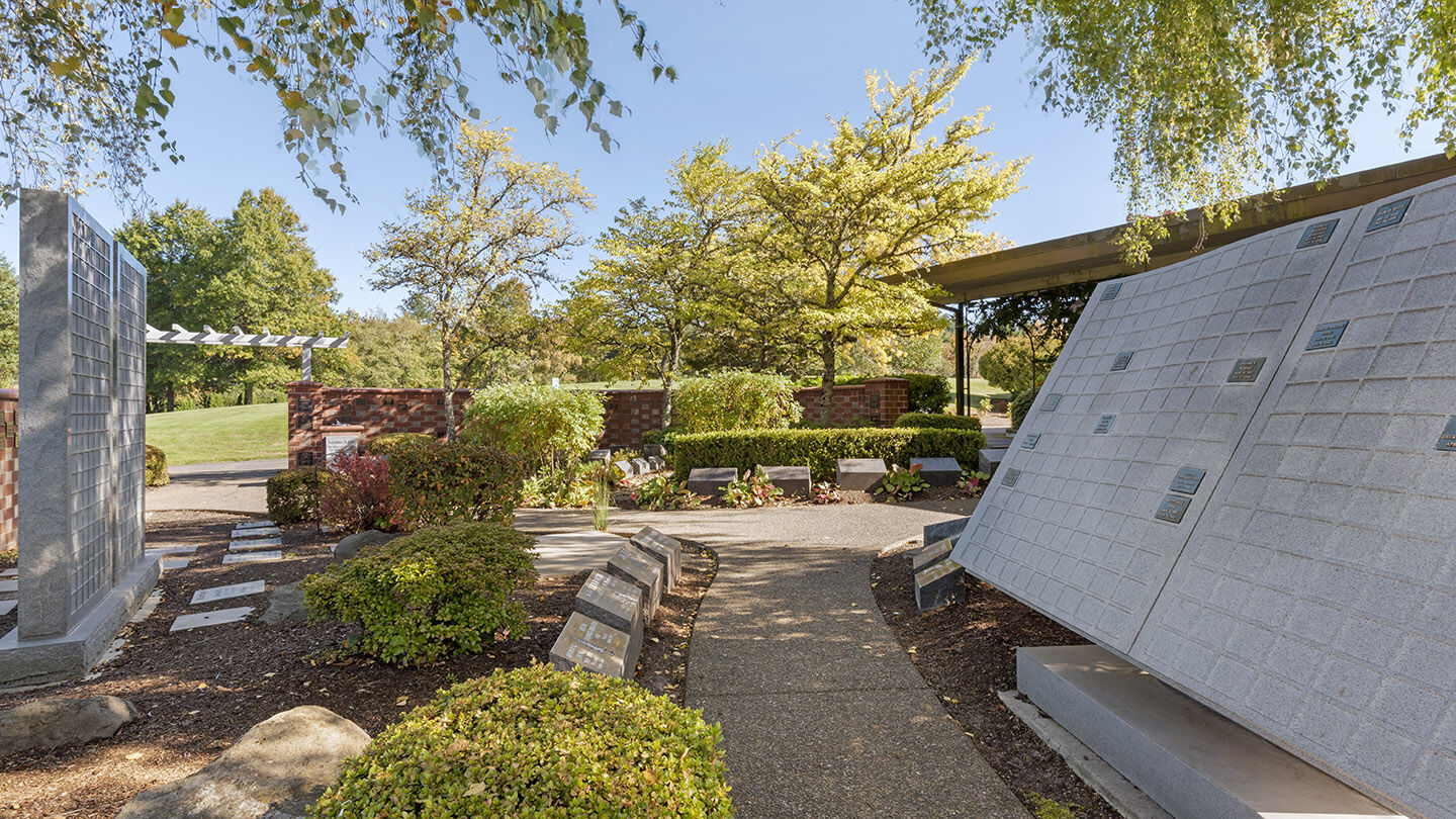 Garden at Skyline Memorial Gardens