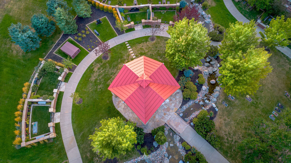 Olinger Chapel Hill Mortuary & Cemetery