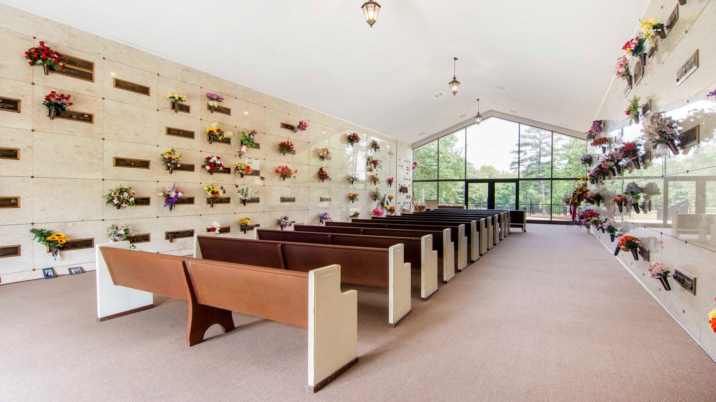 Snow's Funerals and Cremations At Macon Memorial Park