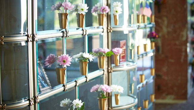 col-niche-and-cremation-garden