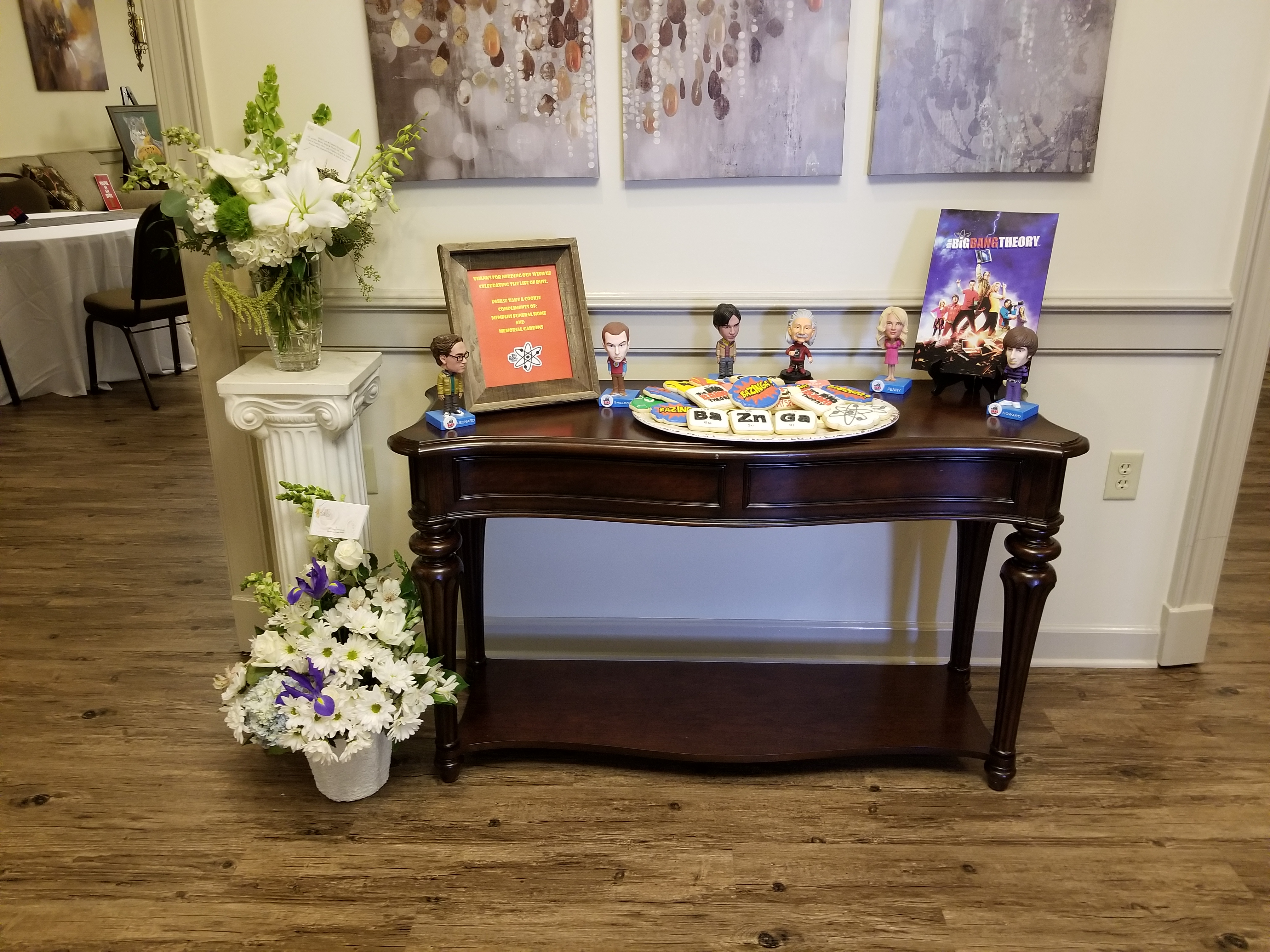 Big Bang Theory Table Decor