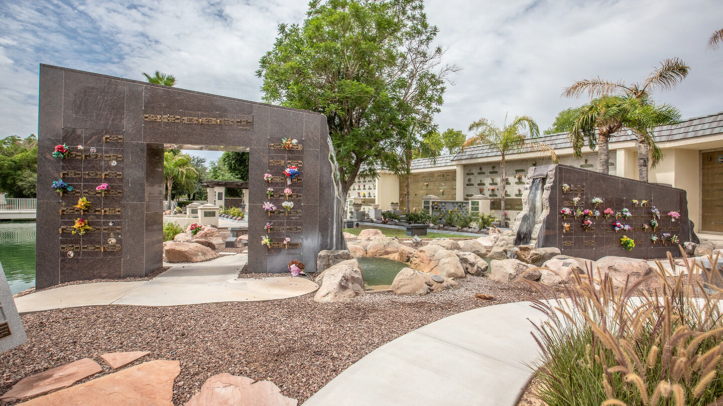 Sunland Memorial Park, Mortuary & Cremation Center