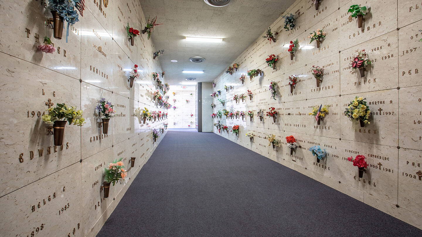 Sunland Memorial Park, Mortuary & Cremation Center
