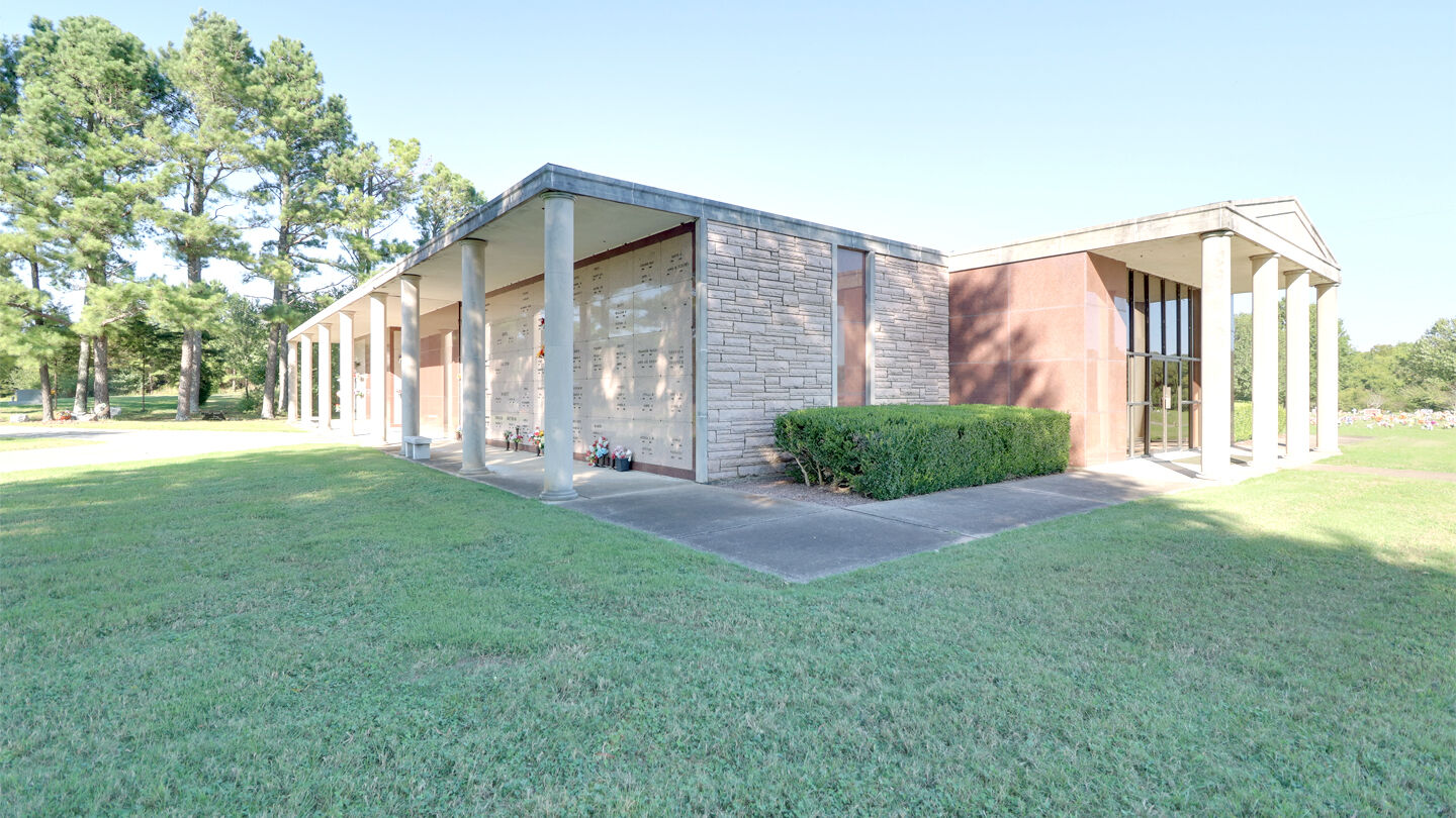 Mausoleum at Roselawn Funeral Home & Memorial Gardens