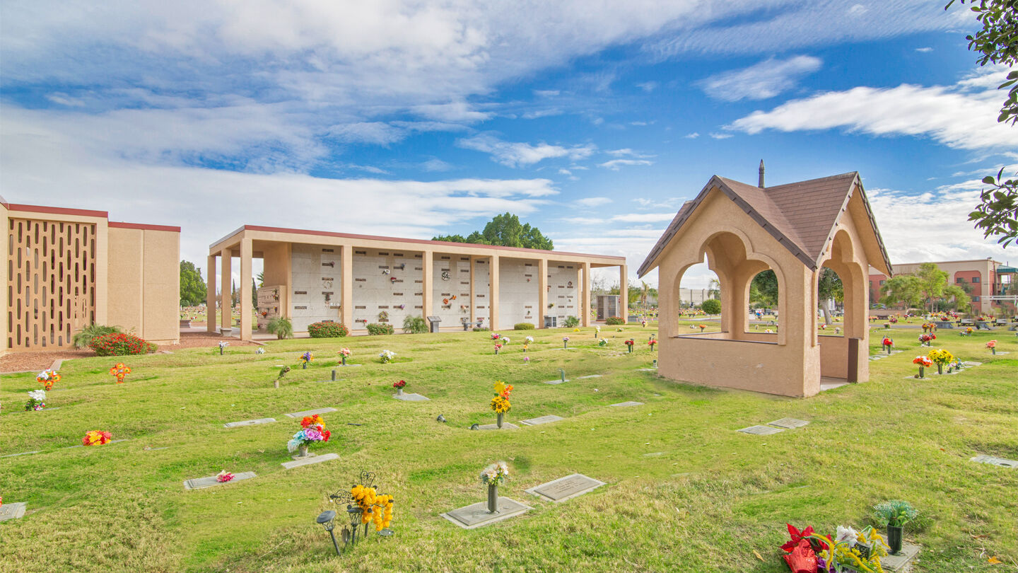 Johnson Mortuary & Desert Lawn Memorial Park