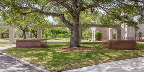 Special landscaping feature at Caballero Rivero Woodlawn North