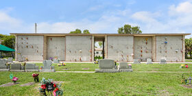 Mausoleum at Caballero Rivero Dade North