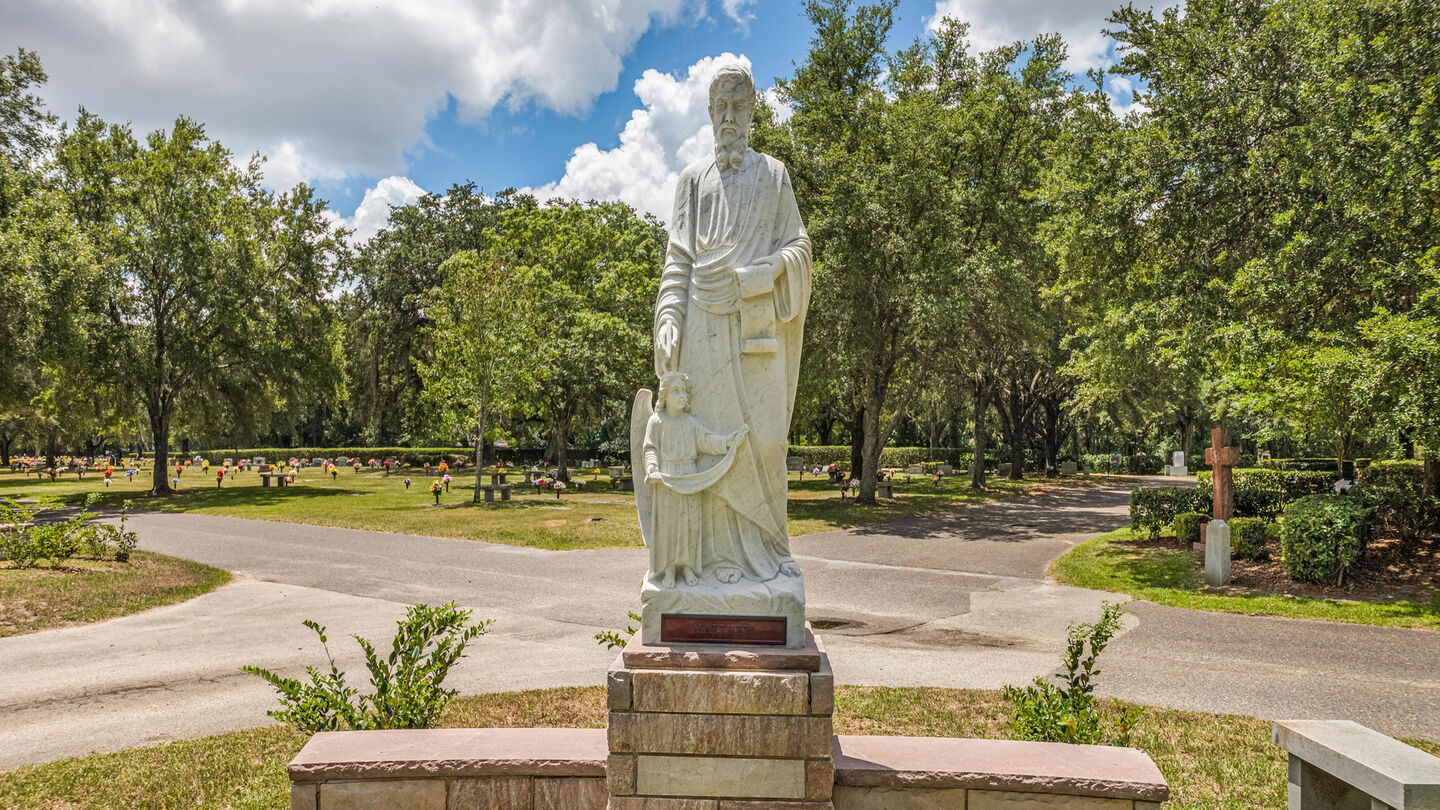 Cemetery Grounds at Hardage - Giddens Greenlawn Funeral Home and Cemetery