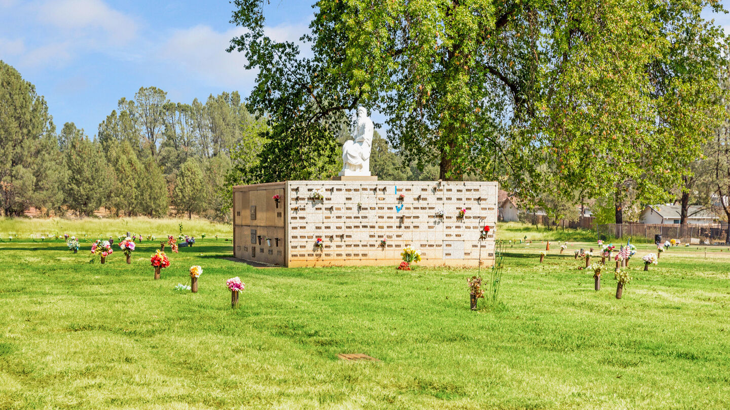 Lawncrest Chapel & Memorial Park