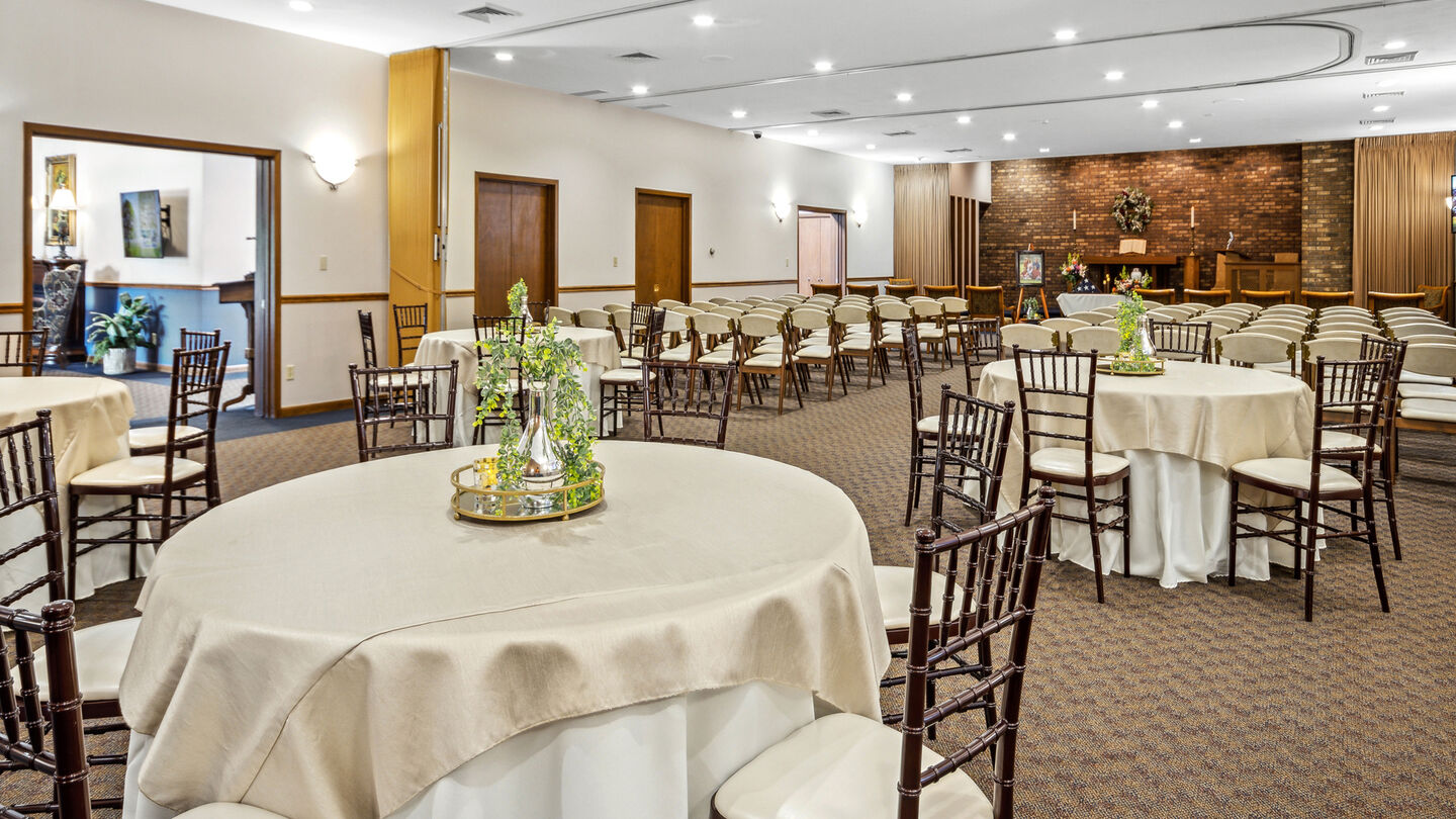 DavisonFulton Woodland Chapel Dignity Memorial(00)