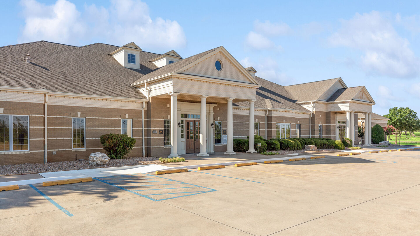 Hampton Vaughan Crestview Funeral Home & Memorial Park