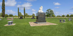 Unique features at Paradise Cemetery South